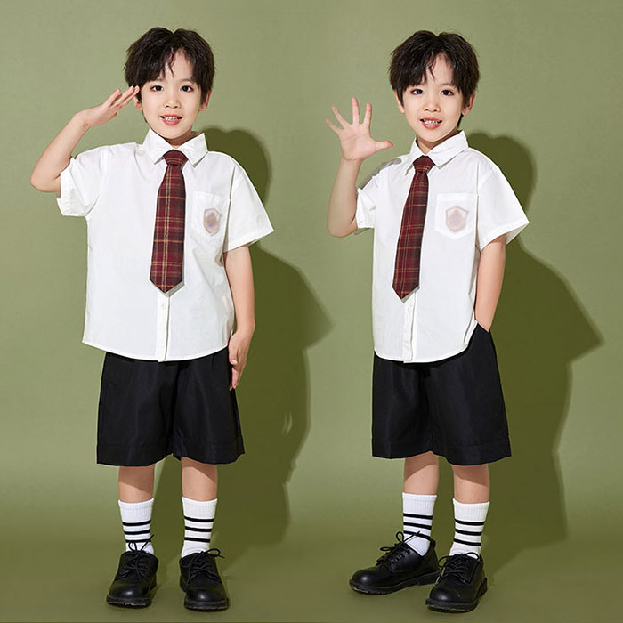 子供服 男の子 子供スーツ 上下セット 半袖シャツ ショートパンツ ネクタイ付き 韓国風 小学生 入学式 入園式 式服 制服 ジュニア服 卒業 卒園 韓国子供 学園風 フォーマルスーツ 男子高生 受験 面接 通学 発表会 合唱 チア 七五三 結婚式 イベント 子ども キッズ服 100-180画像