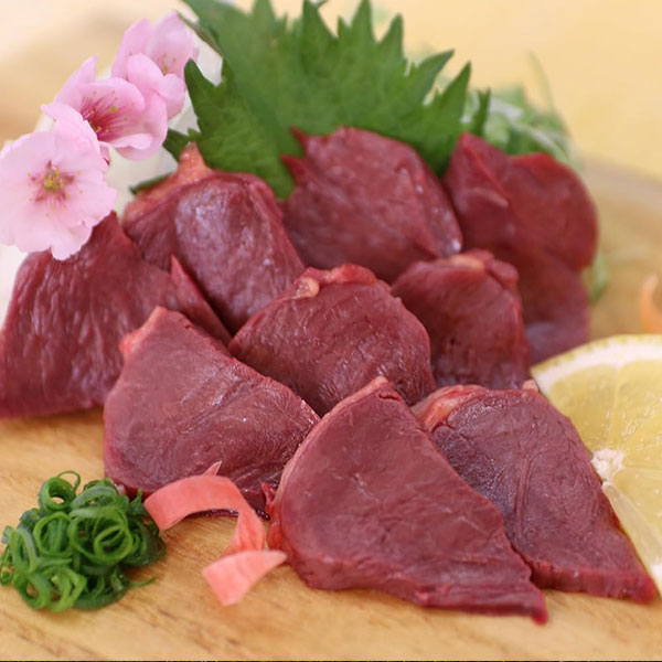 【楽天市場】【桜馬】ハツ180g 馬肉 馬刺し 希少部位 ハツ刺し 新鮮 生食用 赤身 刺身 冷凍 人気部位 お取り寄せグルメ 小袋醤油付き ...
