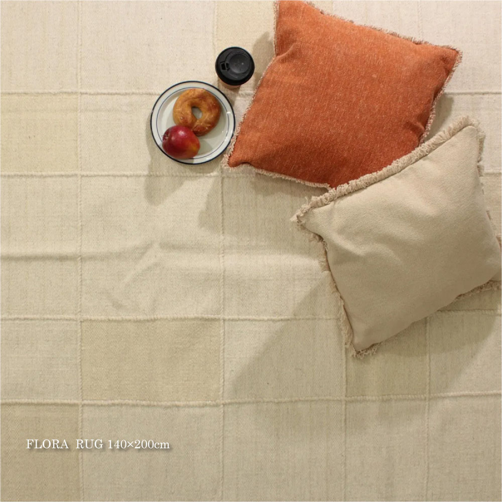 ウールラグ 140×200cm 北欧風パッチワークデザイン ラグマット 天然素材の温もり FLORA RUG フローラ 無染色 羊毛 オールシーズン快適 ホットカーペット 床暖房対応 掃除しやすい 毛足短め リビング 寝室 シンプル モダン ナチュラル Rugru ラグル|asquisse