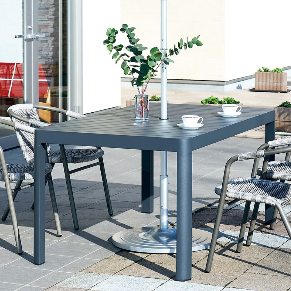 永久　高級ステンレス　テーブル　モダン　輸入　屋内　屋外　バルコニー　ラスト1台 楽天市場】アイアンテーブル 1台 ガーデンテーブル 丸型 白 70×70