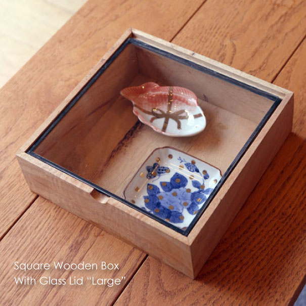 1056円 （訳ありセール格安） Square Wooden Box With Glass Lid 