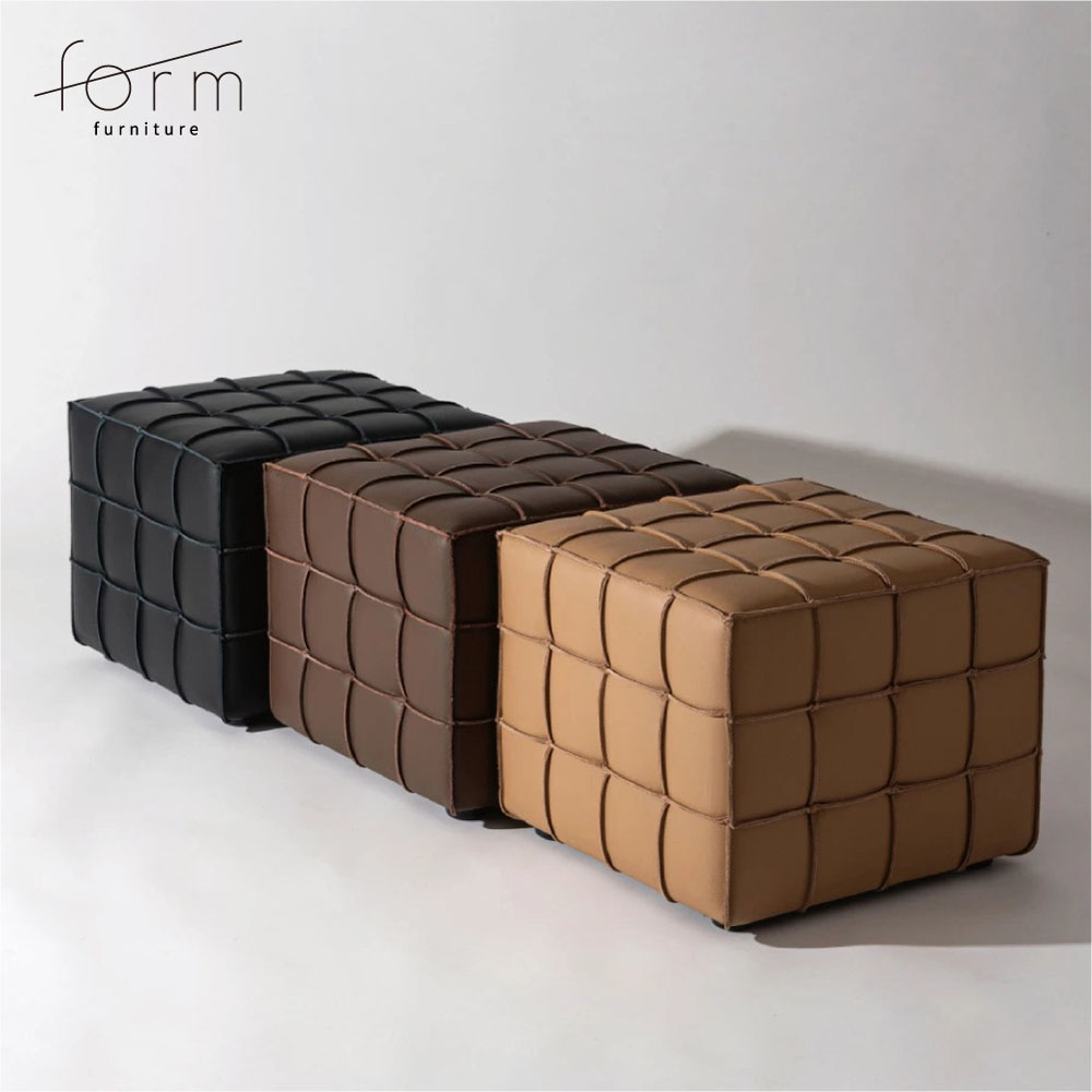 form 本革 キューブスツール ブロックチェックデザイン オットマン兼用 レザー 椅子 経年変化 おしゃれ ヴィンテージ 北欧 モダン インテリア キャメル ブラウン ブラック｜asquisse home living