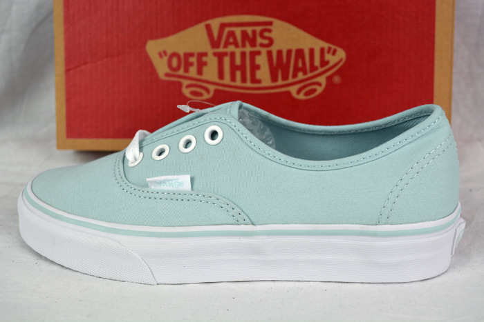 vans authentic limited