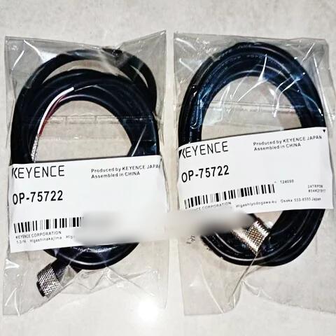【新品★貨物輸送無料】KEYENCE キーエンス OP-75722 用コネクタケーブル【６ヶ月引きうける】