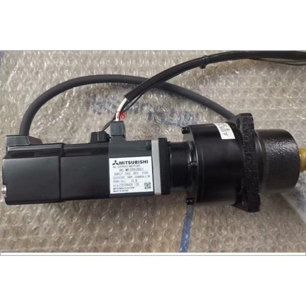 【新品★貨物輸送無料】MITSUBISHI  三菱 サーボ原動機 HC-MFS053BG1【６ヶ月引き請ける】