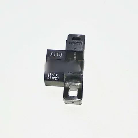 【新品★貨物輸送無料】OMRON オムロン EE-SX971P-C1 用溝型コネクタタイプ (直流光)【６ヶ月引き請ける】