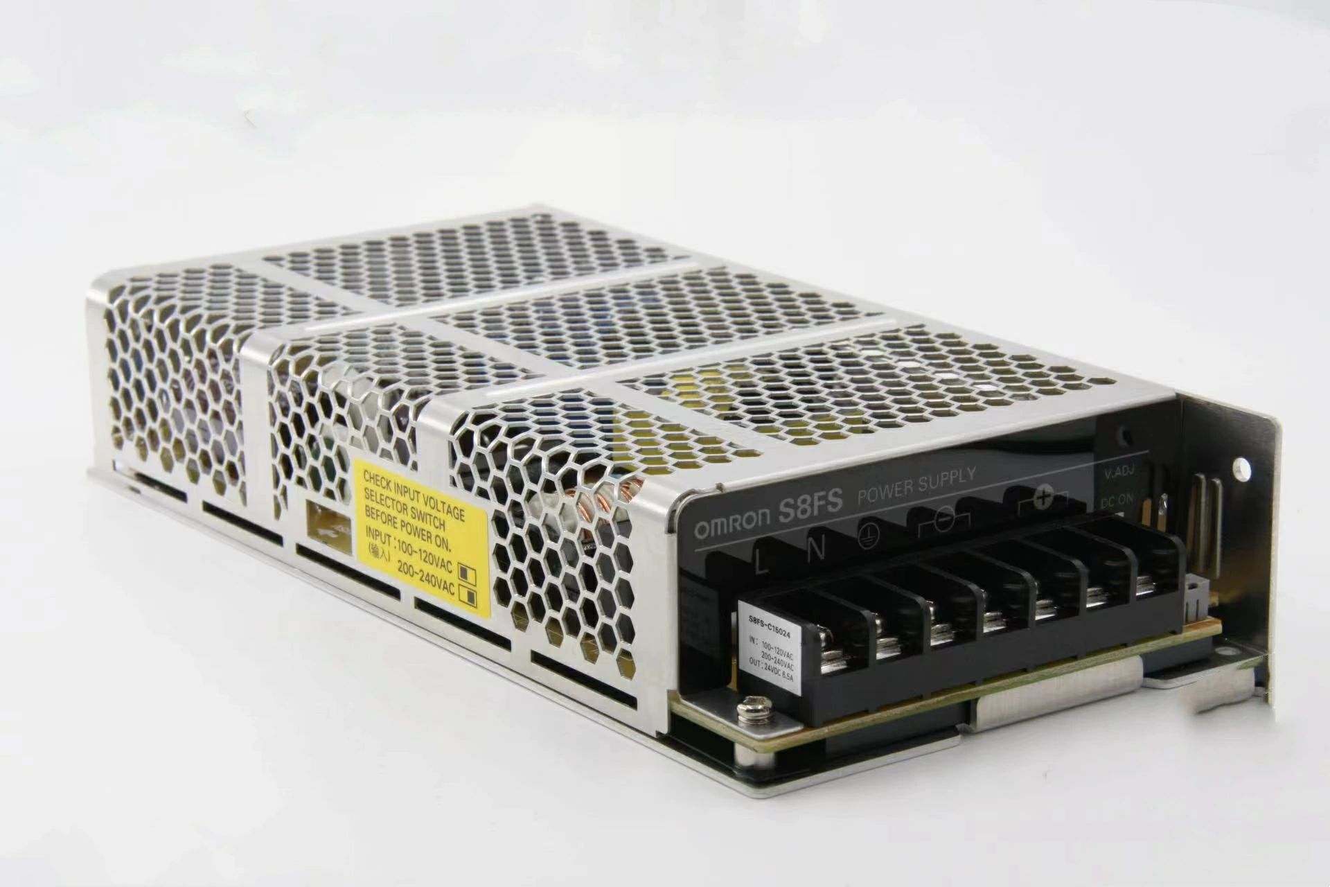 新品【 ★貨物輸送無料 】OMRON オムロン S8JX-N60024C 24VDC 27A 用 取り替えっこワット数【６ヶ月引き受ける】