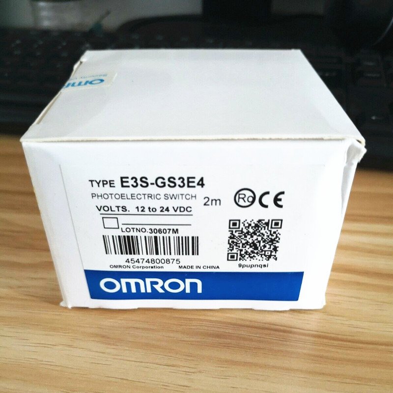新品【 ★貨物輸送無料 】OMRON オムロン E3S-GS3E4 2M【６ヶ月引きうける】
