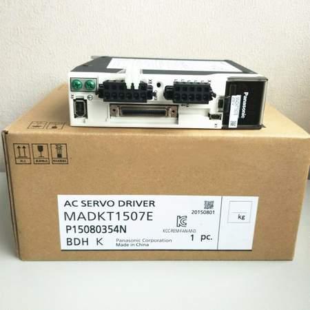 新品 PANASONIC/パナソニック サーボ原動機 MADKT1507E 【6ヶ月引きうける】