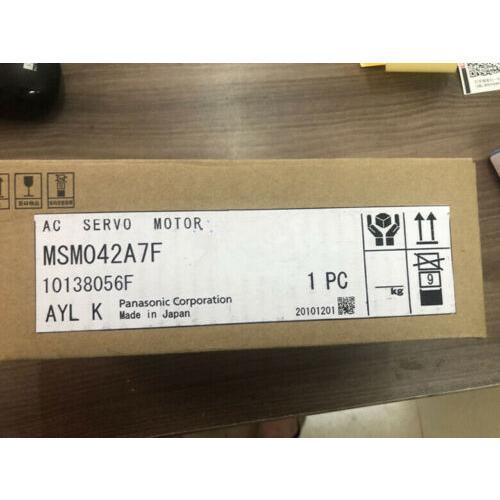 新品 PANASONIC/パナソニック サーボ原動機MSM042A7F 【6ヶ月引きうける】