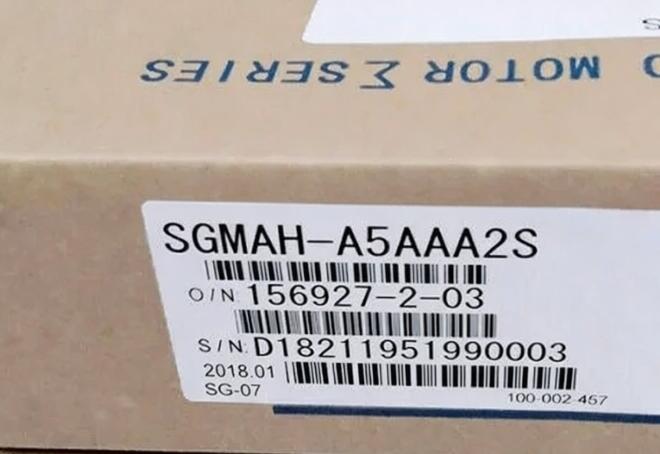 【 新品★貨物輸送無料 】YASKAWA ACサーボ原動機SGMAH-A5AAA2S NEW ORIGINAL 【６ヶ月引きうける】