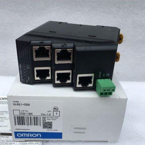 【新品★貨物輸送無料】OMRON オムロン W4S1-05B スイッチングこしき 【６ヶ月引き受ける】