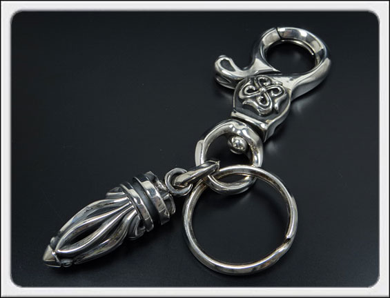 シンズスカルプチャー キークリップ 
シルバー925 楽天市場】Shin's SCULPTURE（シンズ スカルプチャー） 回転式 S