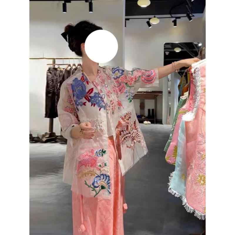 レディース セットアップ 刺繍 上衣 ワイドパンツ セット 都市風 通勤 気質 スタイル ?? ポリエステル 繊維 90-95% 内容 白 粉色 シャツ 花柄 プリント 長袖 フレアスリーブ ロングスカート セット 2025 夏 シーズン 軽量 素材 優|アスターショップ