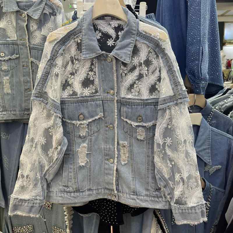 レディース 短め ジャケット 春夏 ブルー 牛仔布 長袖 翻領 ゆったり 花柄 レース 刺繍 透け感 ダブルレイヤー レース フリル ネット生地 刺繍 レース 短丈 トップス カジュアル スタイル ゆったり シルエット 花柄 刺繍 レース 透け感 ダブル｜アスターショップ