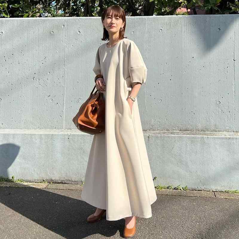ワンピース レディース 春夏 五分袖 半袖 パフスリーブ バルーンスリーブ A字ライン Aライン フレア ミモレ丈 ロング丈 ひざ下丈 ラウンドネック クルーネック 丸首 綿 コットン 無地 ギャザー シンプル ナチュラル カジュアル 上品 綺麗め キレ|アスターショップ