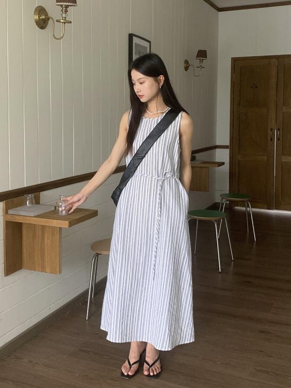 ワンピース レディース 麻 コットン 混紡 生地 ストライプ柄 無袖 丸首 Aライン 中長丈 ゆったり腰回り 無鉄板加工 杏色 夏 春夏 日韓カジュアル 系帯 トップス ドレス ワンピ グラデーション ライトブラウン ベージュ ピンク系 軽量 通勤 普段｜アスターショップ