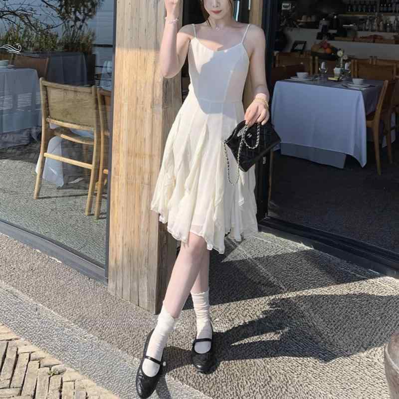 ワンピース レディース キャミワンピ ミニ丈 ティアードスカート フリル チュール レイヤード 重厚感 フェミニン ガーリー 大人かわいい トレンド きれいめ お出かけ デート パーティー 発表会 二次会 お呼ばれ オールシーズン｜アスターショップ