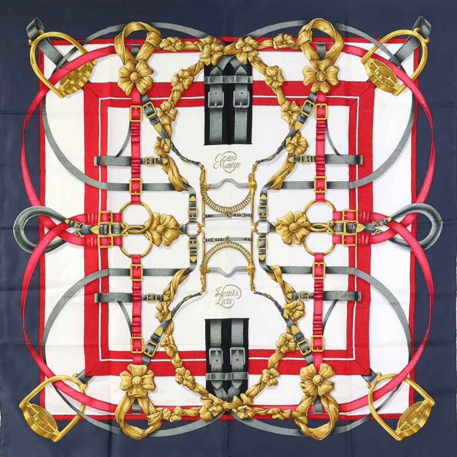 お値下げ！HERMES☆スカーフ GRAND UNIFORME 未使用級】HERMESPARISスカーフ カレ90 GRAND UNIFOME - メルカリ