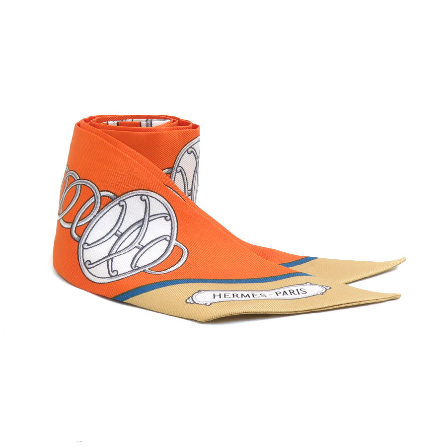 エルメス　HERMES　スカーフ　TOURNEZ MANEGE　メリーゴーランド エルメスHERMES カレ90 TOURNEZ MANEGE メリーゴーランド スカーフ 青