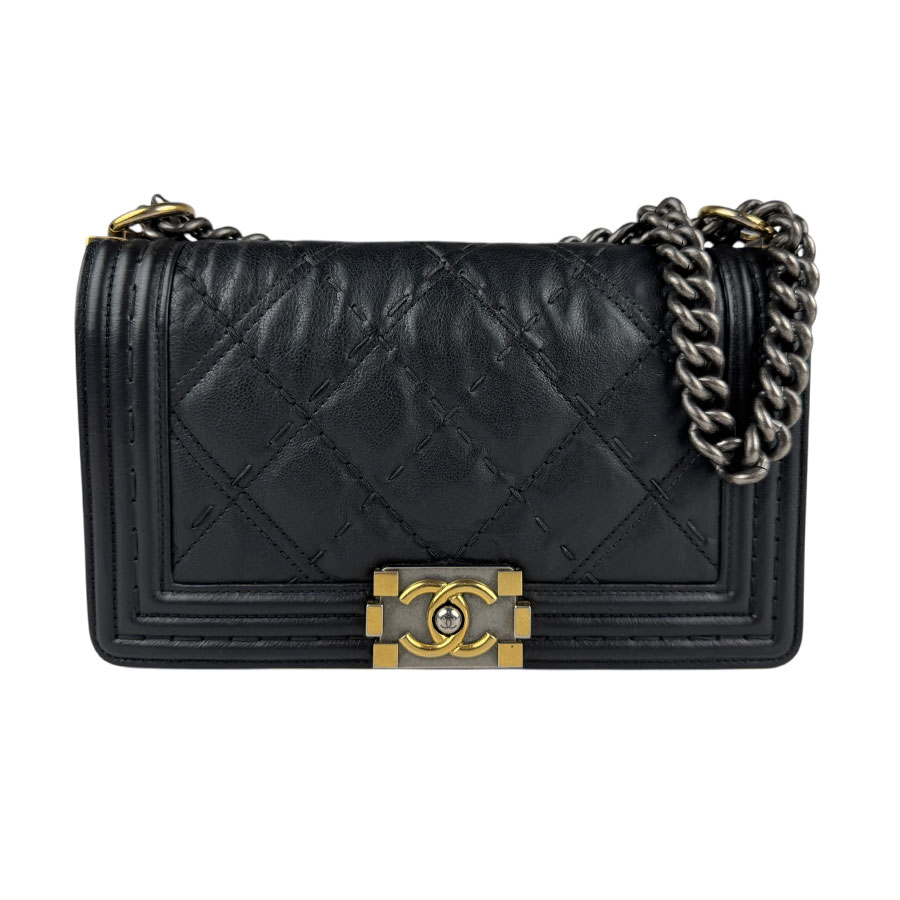 CHANEL並行輸入品　ショルダーバッグ　ウエストポーチ ブランド古着】ウエストバッグ（ボディバッグ/ウエストポーチ