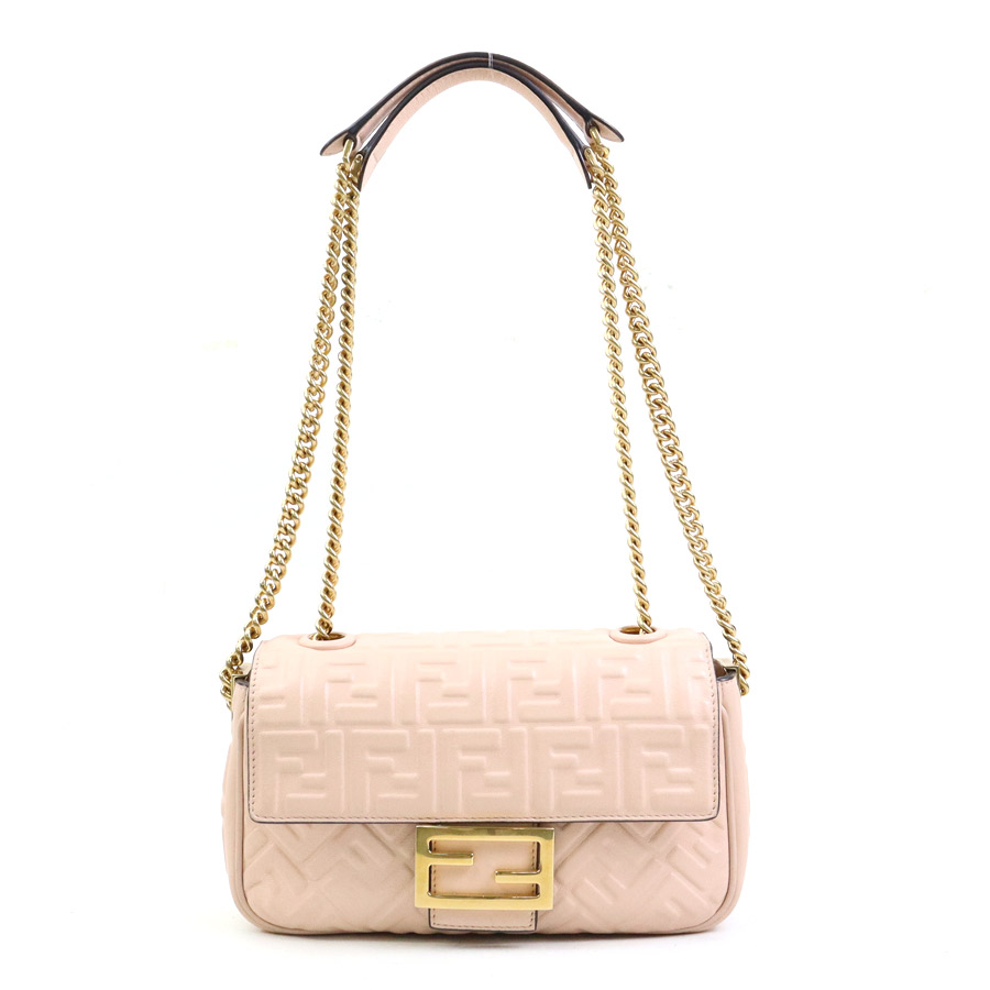 FENDI ナノ バゲット レザー ピンク 斜め掛けショルダーバッグ 大人気【FENDI】ナッパレザー バゲット ミディアムサイズ 淡色