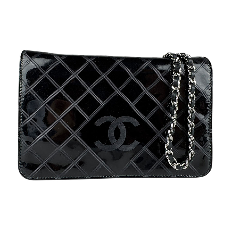 シャネル CHANEL  チェーンウォレット エナメル/なめし革 黒いこと レディース 貨物輸送無料【中古】 z7240