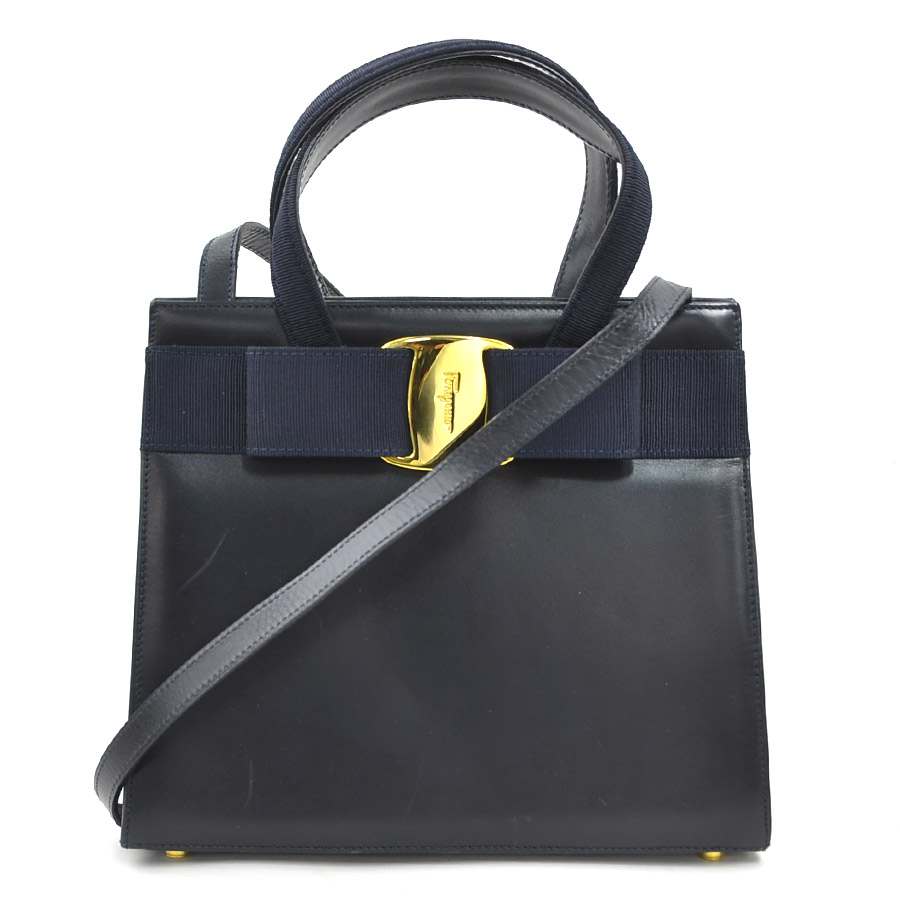 美品✨サルヴァトーレフェラガモ　ハンドバッグ　ヴァラ　VARA ブラック　レザー 楽天市場】【即日発送・水曜定休日・木曜発送】【美品】【RI