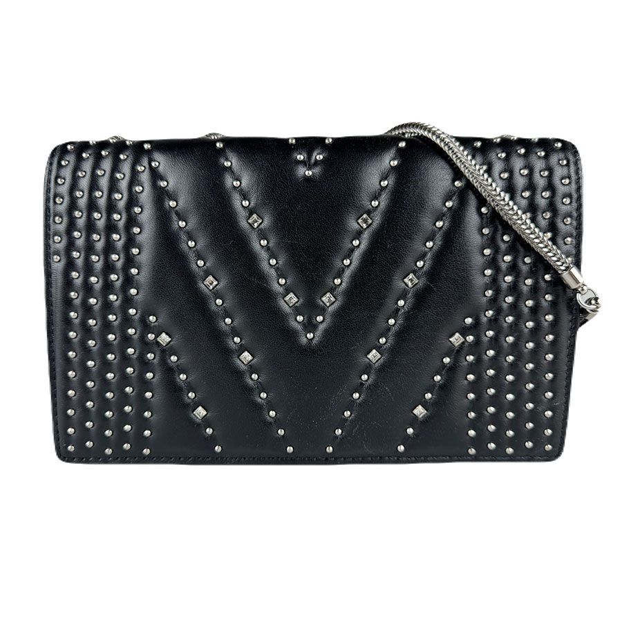 エム シー エム MCM ショルダーバッグ なめし革/金属元素 黒いこと レディース 貨物輸送無料【中古】 z8935