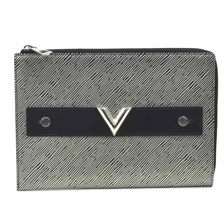 ルイ ヴィトン LOUIS VUITTON クラッチペダル御徒面子 エピ プラティーヌ ポシェット プラット エピレザー しろがね色/黒いこと しろがね色 メンズ M62092 貨物輸送無料【中古】 e61663
