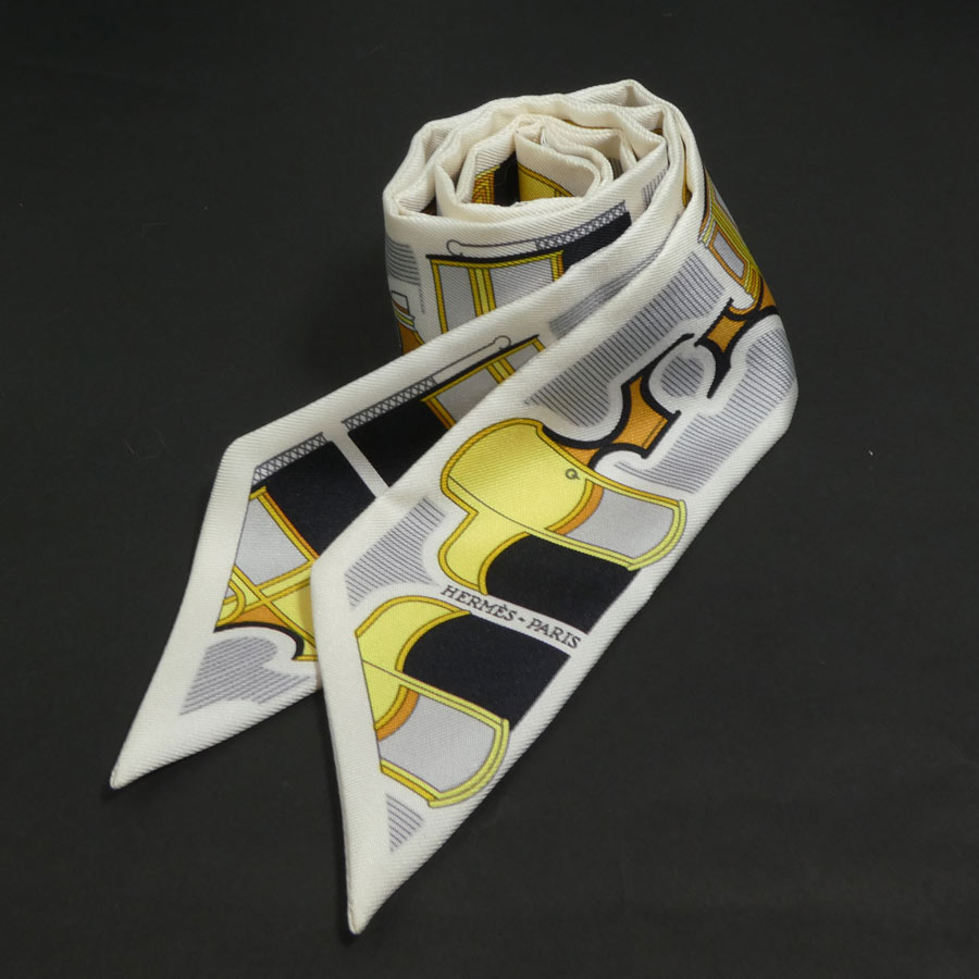 エルメス HERMES スカーフ ツイリー シルク ホワイト/マルチカラー レディース 送料無料【中古】 e61665a