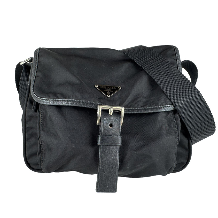 プラダ PRADA ショルダーバッグ ナイロン 黒いこと ユニ一発やる 貨物輸送無料【中古】 z9727