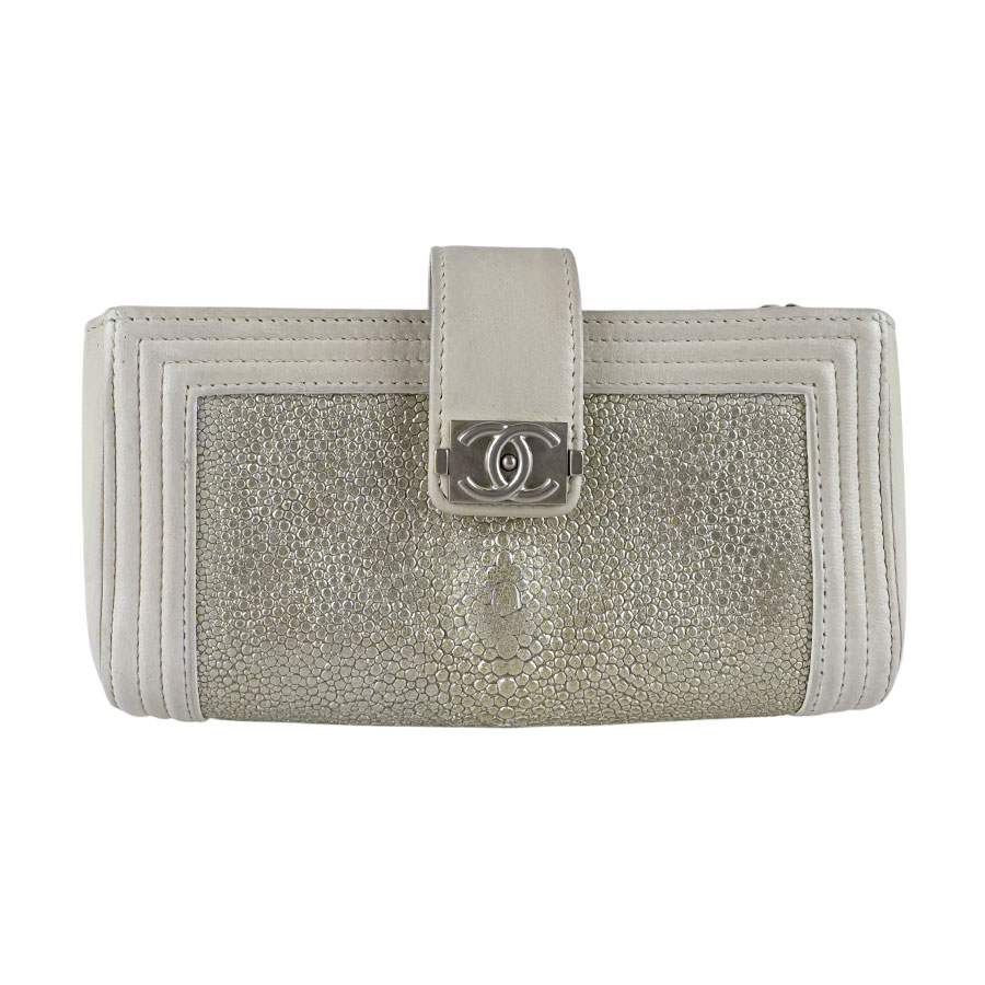 シャネル CHANEL ショルダーバッグ なめし革/ガルーシャ 象牙色 レディース 貨物輸送無料【中古】 z9937