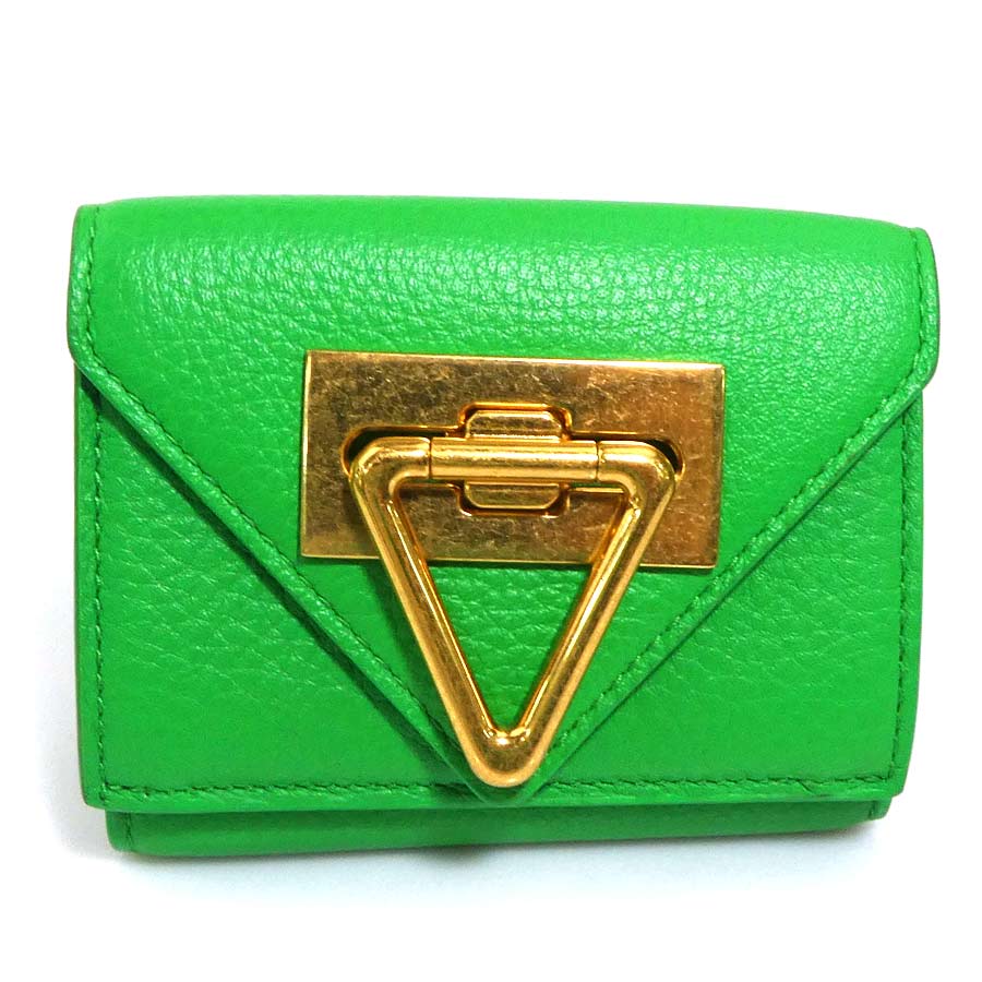 ボッテガヴェネタ BOTTEGAVENETA 三つ折り札入れ なめし革 緑であること ユニ一発やる 貨物輸送無料【中古】 r11221a