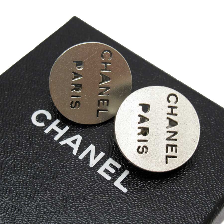 楽天市場 シャネル Chanel イヤリング マットシルバー 金属素材 レディース 中古 定番人気 H ブランドバリュー