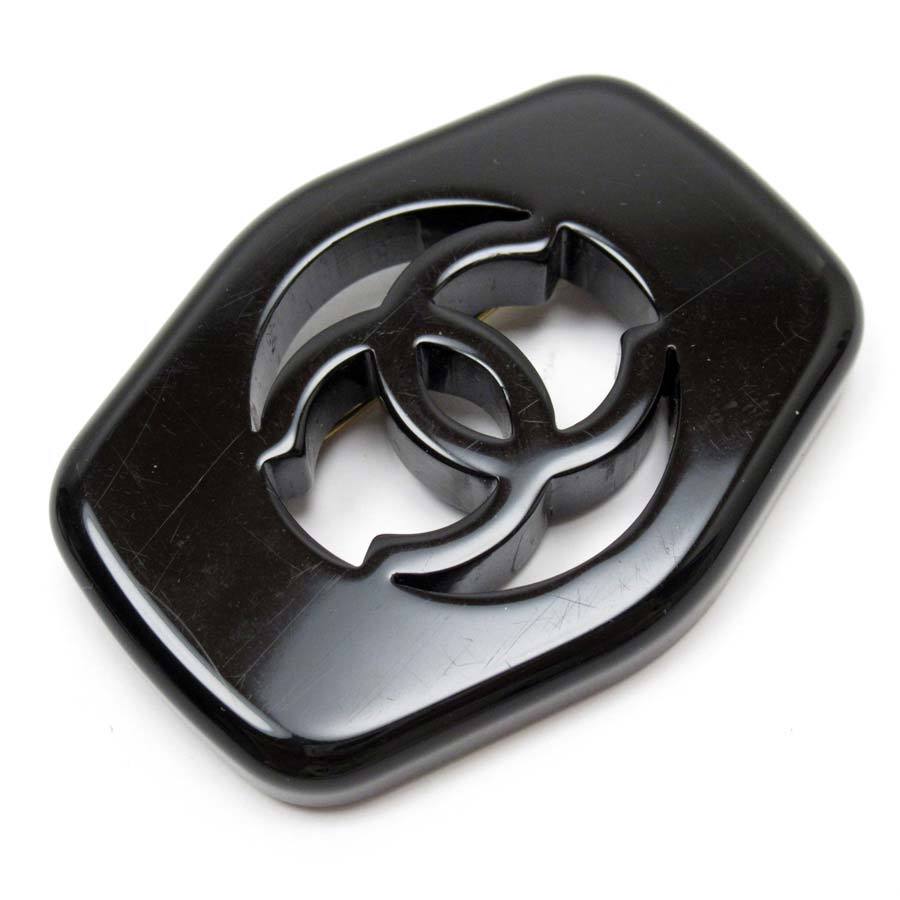 まとめ買い ブローチ プラスチックx金属素材 ブラックxゴールド ココマーク ブローチ Chanel シャネル 中古 定番人気 He Nouvellecoquette Com