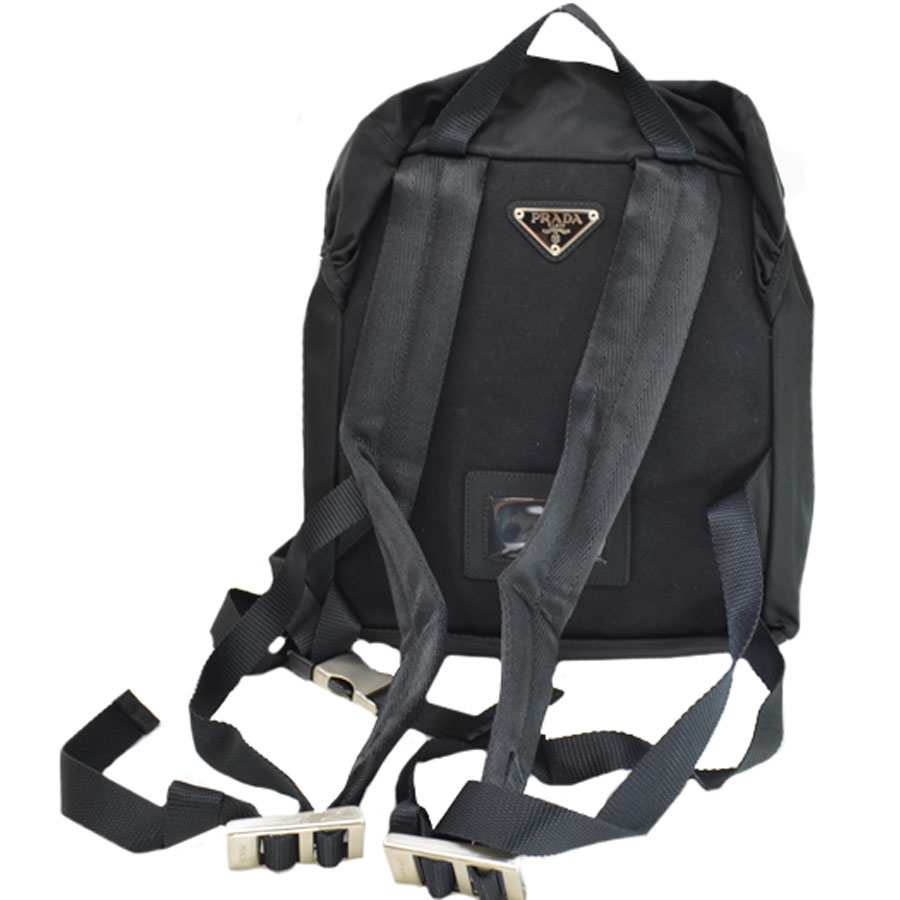 楽天市場 プラダ Prada リュックサック バックパック 三角プレート ブラックxシルバーカラー ナイロン レディース メンズ 中古 定番人気 a ブランドバリュー