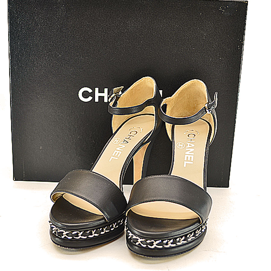 BrandValue: Chanel CHANEL sandals (36C) black x silver leather x metal