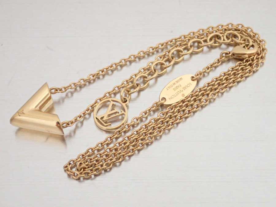 BrandValue: Louis Vuitton Louis Vuitton necklace LV & ME essential V gold metal material chain ...