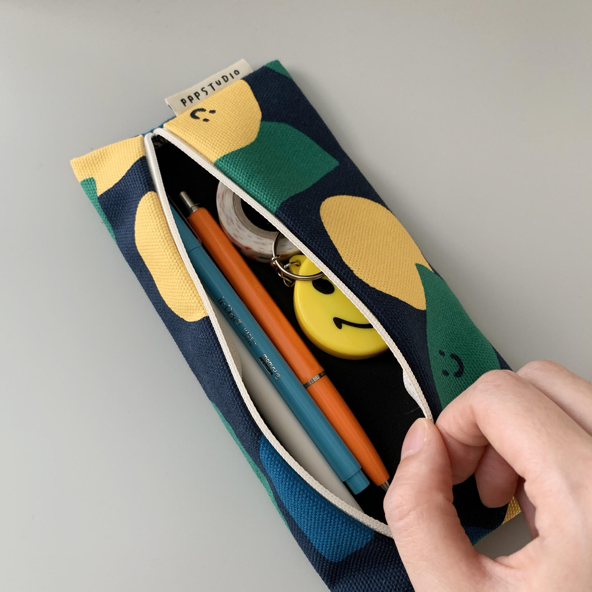 楽天市場 New Pppstudio Pencil Case ペンケース 筆箱 韓国 韓国ブランド 裏地あり ポーチ かわいい レディース 丈夫 しっかり ファブリック コットン 布 おしゃれ 日本 販売 ギフト プレゼント Astore