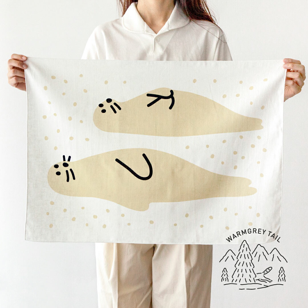 楽天市場 New Warmgreytail Seal Friends Fabric Poster Small ファブリック ポスター タペストリー 韓国 ブランド 雑貨 インテリア 壁掛け かわいい おしゃれ 北欧 アザラシ イラスト 日本 販売 ギフト プレゼント 送料無料 Astore