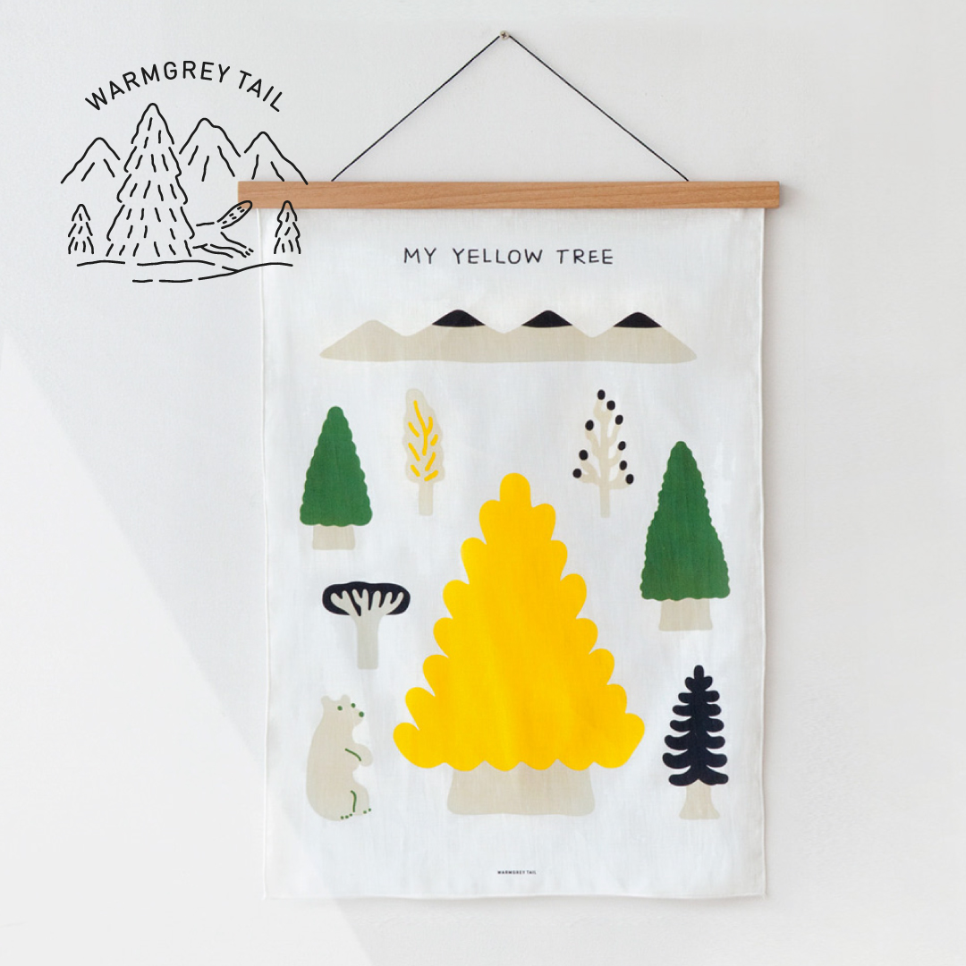 楽天市場 Warmgreytail My Yellow Tree Black Fabric Poster Small ファブリック ポスター タペストリー 韓国 ブランド 雑貨 インテリア 壁掛け かわいい おしゃれ 北欧 イラスト 日本 販売 ギフト プレゼント 送料無料 Astore