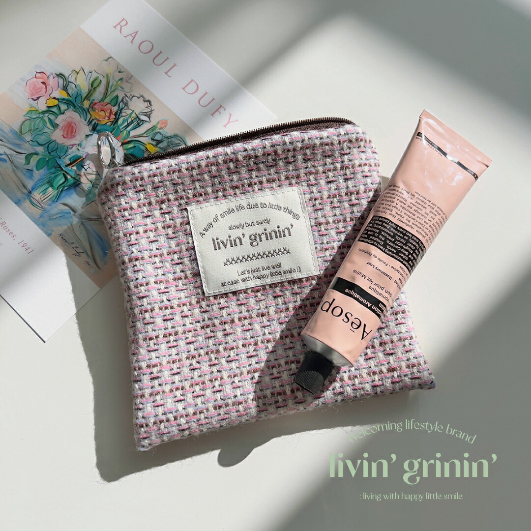 Livin Grinin Cherry Jubilee Pouch 韓国 ブランド ハンドメイド ポーチ ジッパー レディース 小物入れ ウール ファブリック 旅行 トラベル 収納 かわいい おしゃれ 整理 バッグインバッグ Handmade 日本 販売 ギフト プレゼント 早割クーポン