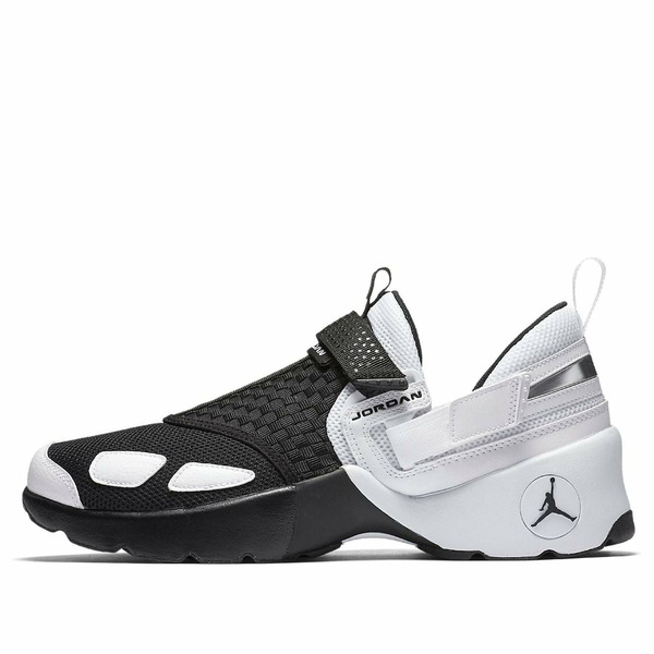 Jordan ジョーダン メンズ スニーカー  【Air Jordan Trunner LX \u0027Black\u0027 897992-010】  大きさ US_9(27.0糎)
