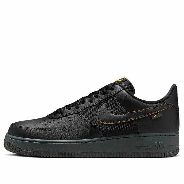 Nike ナイキ メンズ スニーカー エアフォース 【Nike Air Force 1 '07 'Black University Gold' FZ4617-001】 サイズ US_6(24.0cm)｜asty