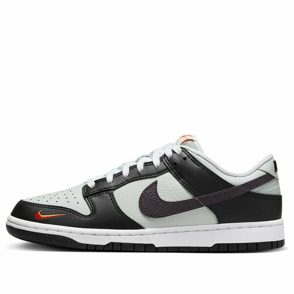 Nike ナイキ メンズ スニーカー  【Nike Dunk Low \u0027Black Total Orange Mini Swoosh\u0027 FN7808-001】  大きさ US_9(27.0糎)