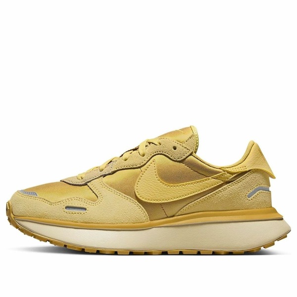 Nike ナイキ レディース スニーカー  【(WMNS) Nike Phoenix Waffle \u0027University Gold\u0027 FJ1409-700】  大きさ US_8.5(25.5珊)