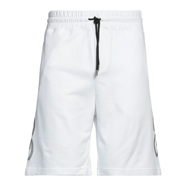 【送料無料】 ジーシーディーエス メンズ カジュアルパンツ ボトムス Shorts & Bermuda Shorts White