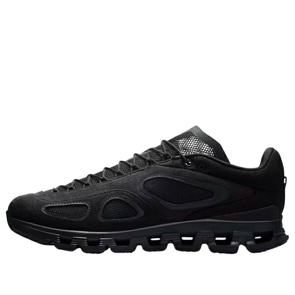 On Running オン 駈けっくら レディース スニーカー  【(WMNS) On Running x FKA Twigs Cloud X \u0027Black\u0027 3WF10700553】  大いさ US_9.5(26.5珊) 靴-レディース靴-スニーカー