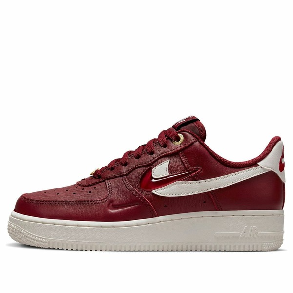 Nike ナイキ レディース スニーカー  【(WMNS) Nike Air Force 1 \u002707 Premium \u0027History of Logos - Team Red\u0027 DZ5616-600】  大きさ US_W_10